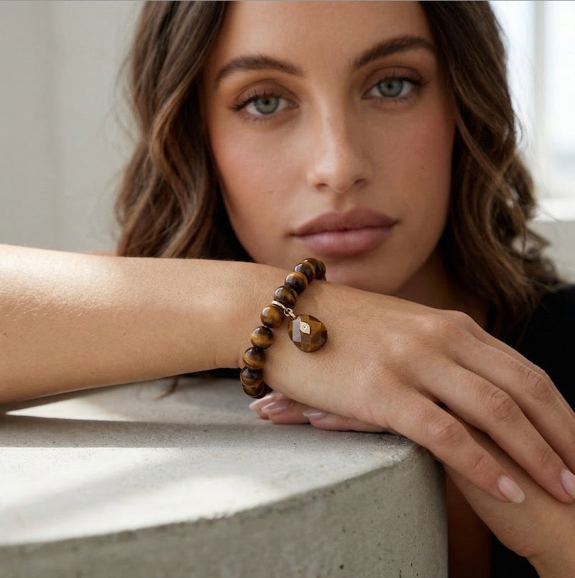 DESERT LIGHT TEARDROP BRACELET