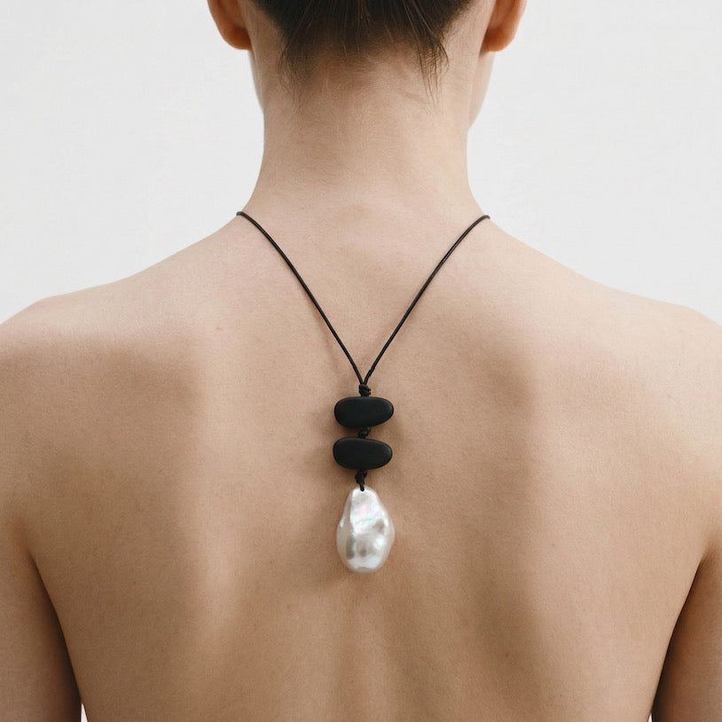 PEBBLE & PEARL DROP CORD NECKLACE